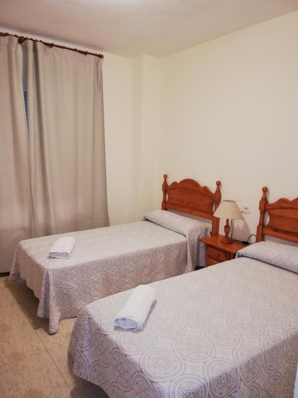 Hostal Galea Centro San Pedro de Alcántara Esterno foto